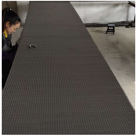 關(guān)于不銹鋼人字形網(wǎng)帶，你知道多少呢？